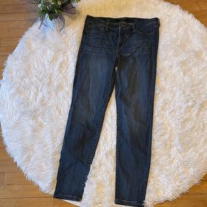 Liverpool the skinny jeans 12/31 stretch blue dark wash